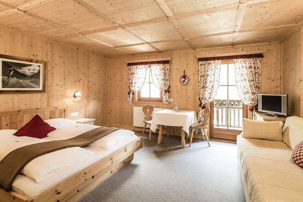 Hotel Oberraindlhof Senales/Schnals Habitación foto